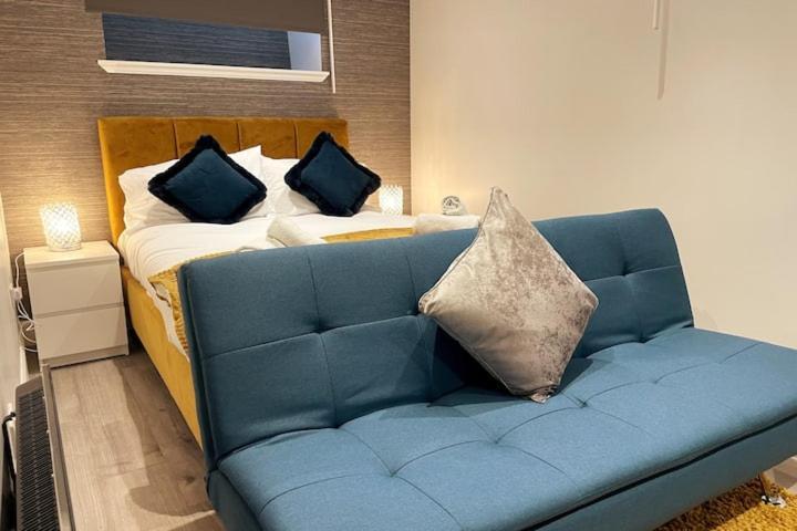 Lovely 3 Bedroom Apartment With Private Garden In Edinburgh City Centre Екстер'єр фото