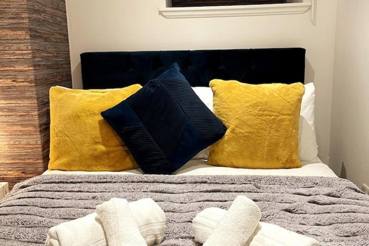 Lovely 3 Bedroom Apartment With Private Garden In Edinburgh City Centre Екстер'єр фото