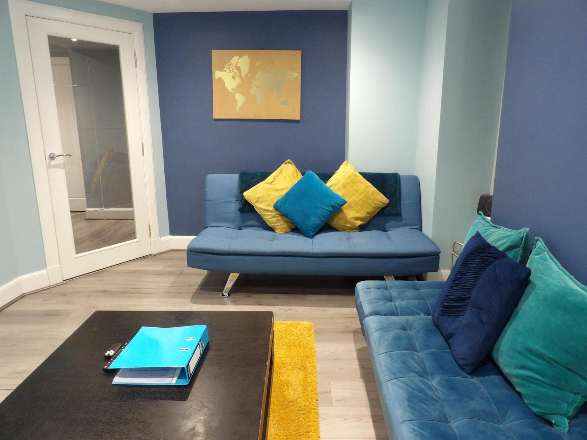 Lovely 3 Bedroom Apartment With Private Garden In Edinburgh City Centre Екстер'єр фото