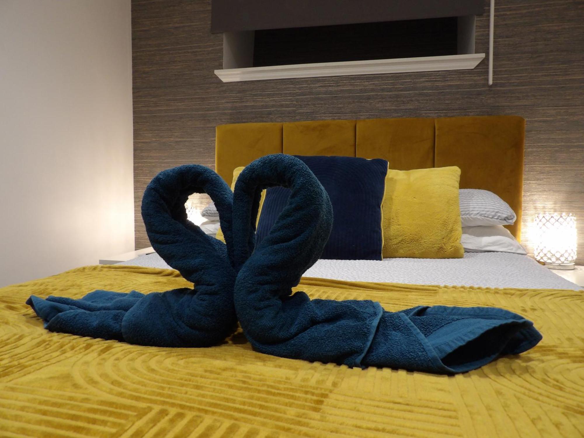 Lovely 3 Bedroom Apartment With Private Garden In Edinburgh City Centre Екстер'єр фото