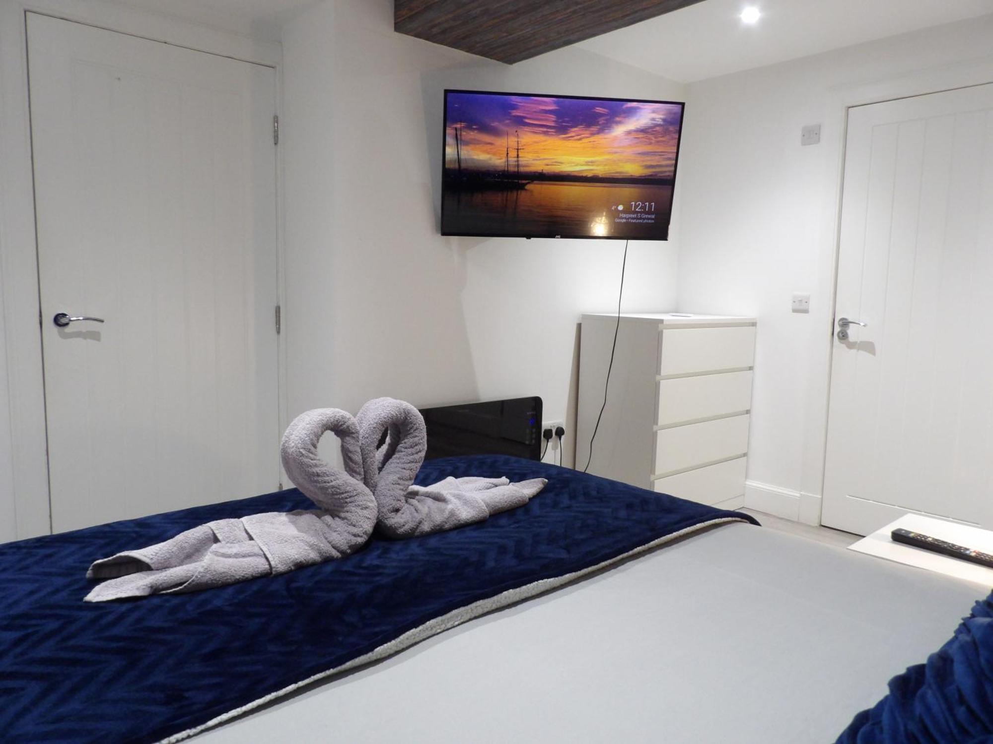 Lovely 3 Bedroom Apartment With Private Garden In Edinburgh City Centre Екстер'єр фото