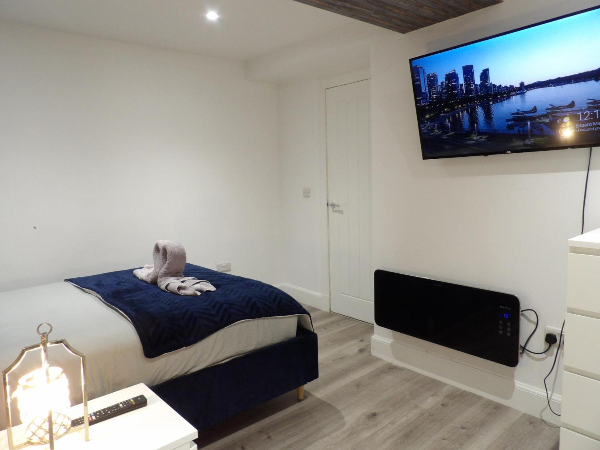Lovely 3 Bedroom Apartment With Private Garden In Edinburgh City Centre Екстер'єр фото