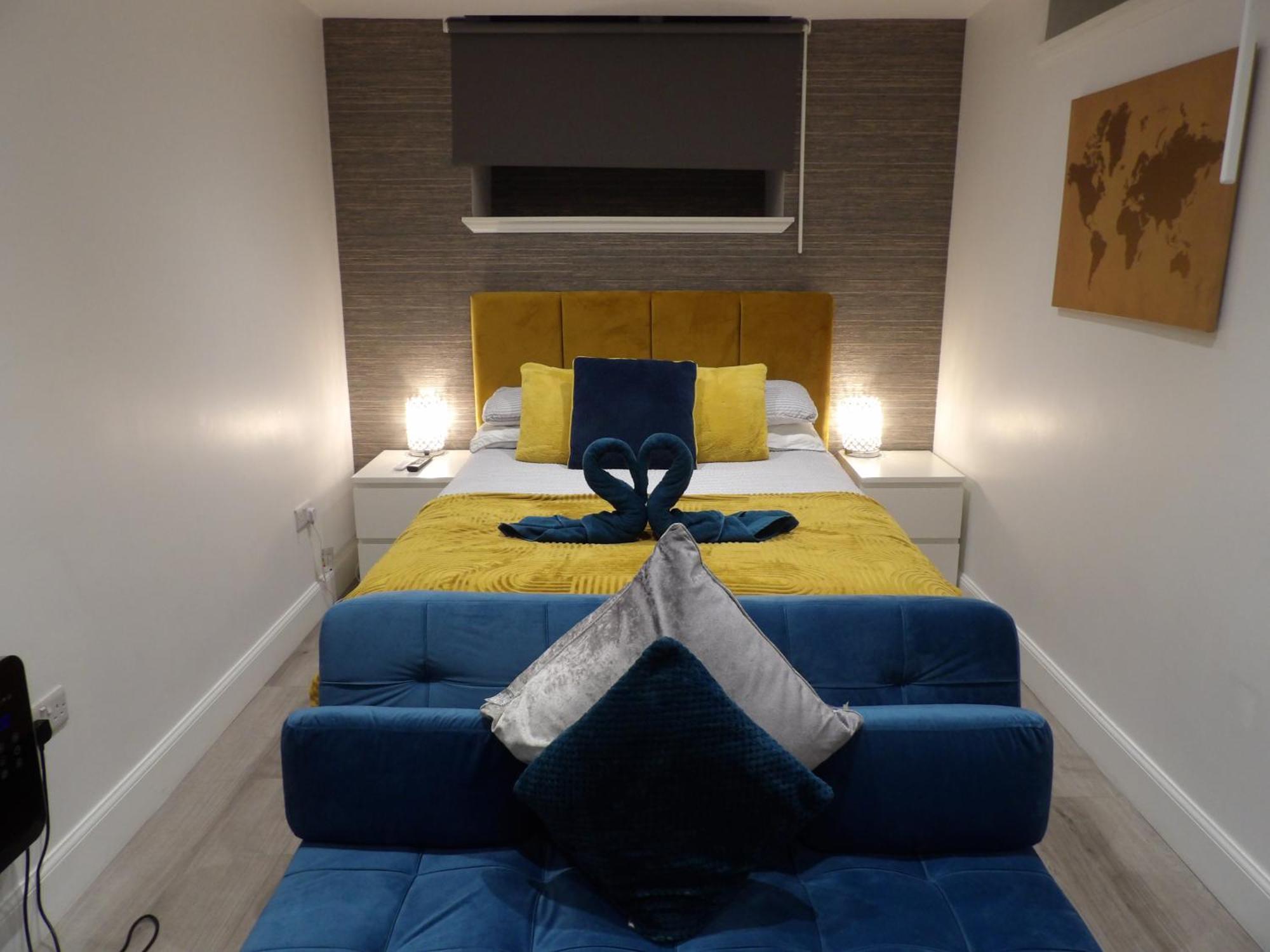 Lovely 3 Bedroom Apartment With Private Garden In Edinburgh City Centre Екстер'єр фото