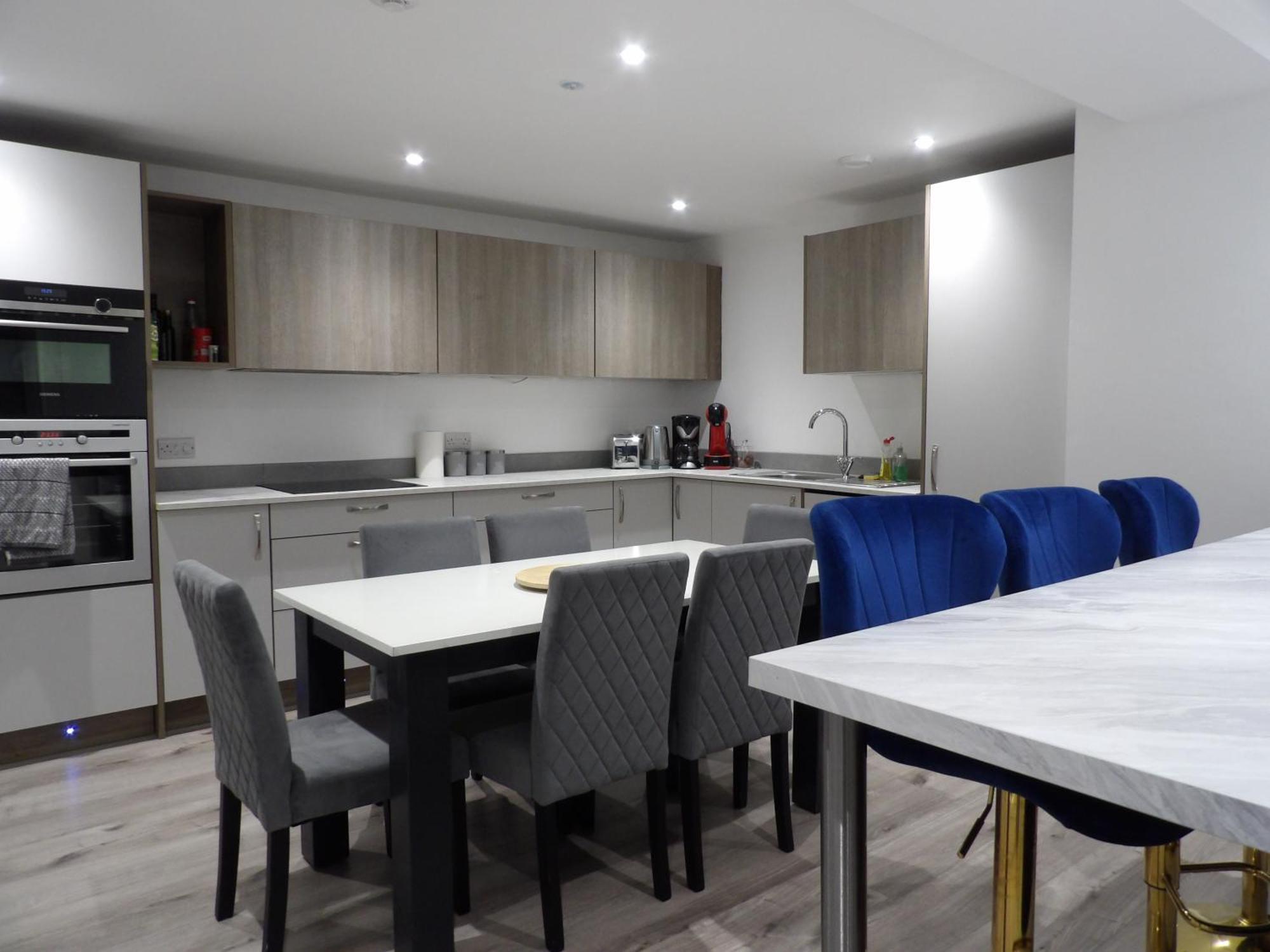 Lovely 3 Bedroom Apartment With Private Garden In Edinburgh City Centre Екстер'єр фото